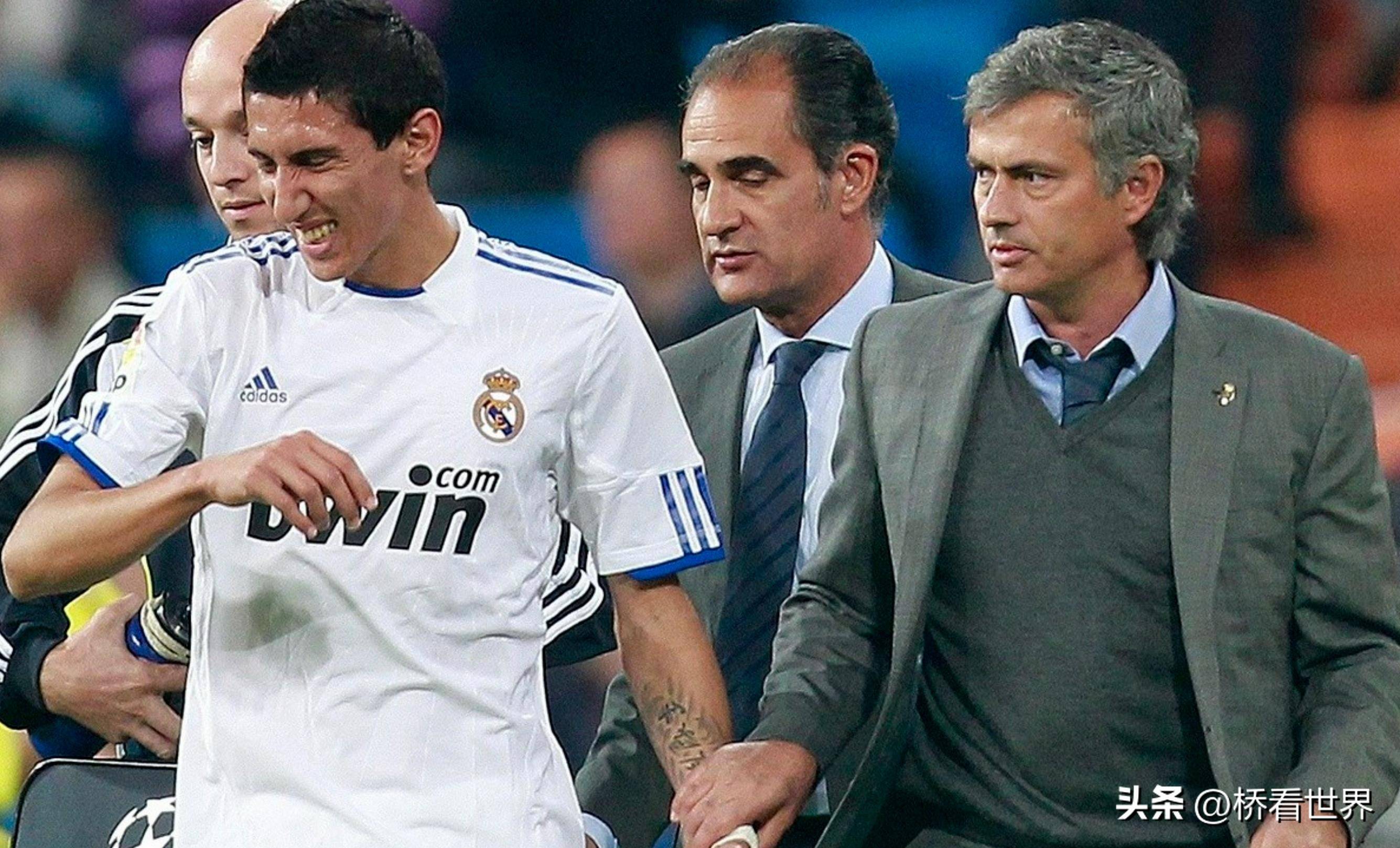 赛地聚焦:欧联今夜热度飙升;本菲卡门线救险;质疑声仍在;资深球员宣示担当的简单介绍 赛地聚焦:欧联今夜热度飙升;本菲卡门线救险;质疑声仍在;资深球员宣示担当的简单介绍