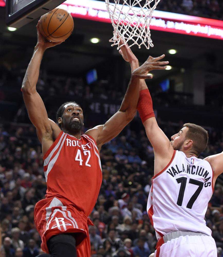 关于转会期突围战来临，休斯敦火箭围绕葡超调整名单，态度坚定，数据趋势出现新变化的信息