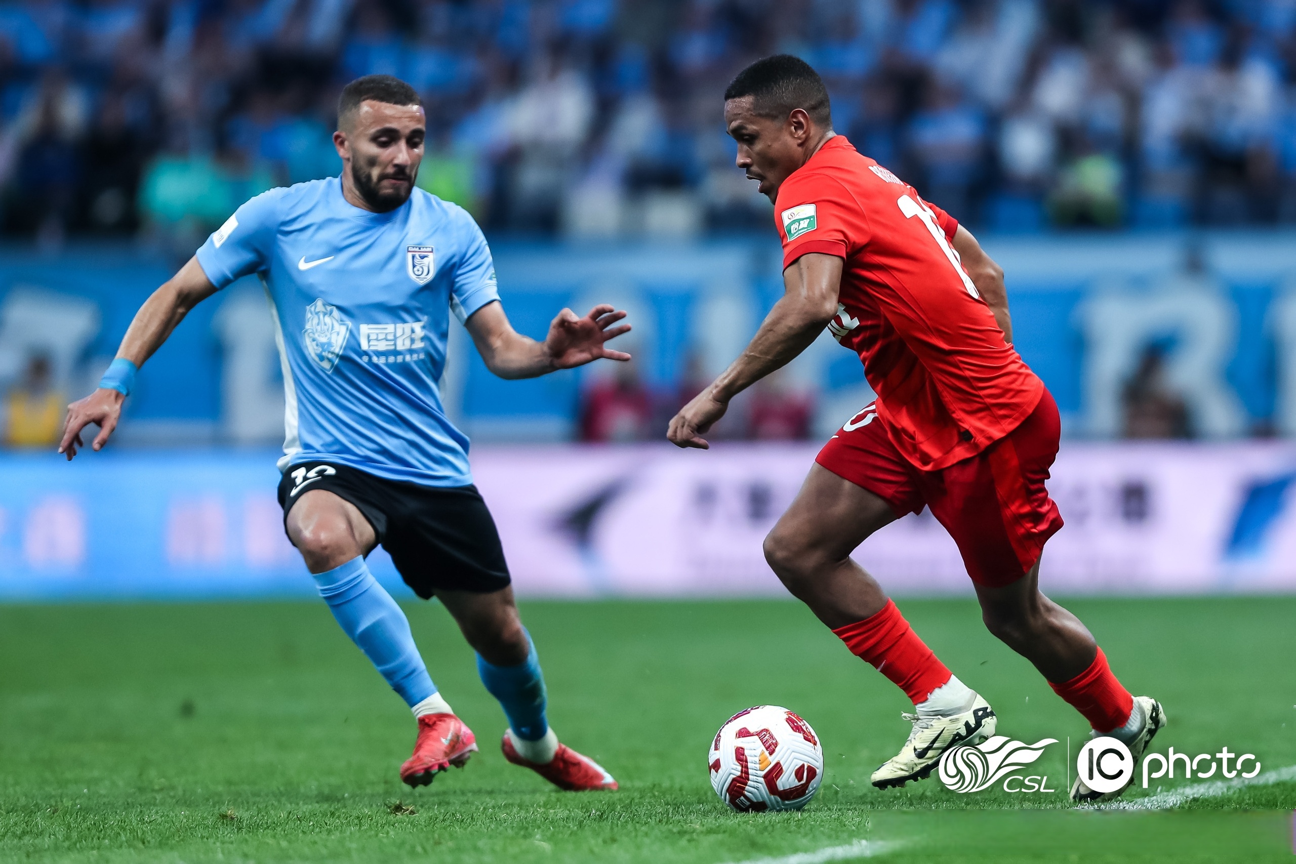 赛地聚焦：CBA常规赛今晨热度飙升；利物浦遗憾出局；压力陡增；球探报告显示潜力的简单介绍