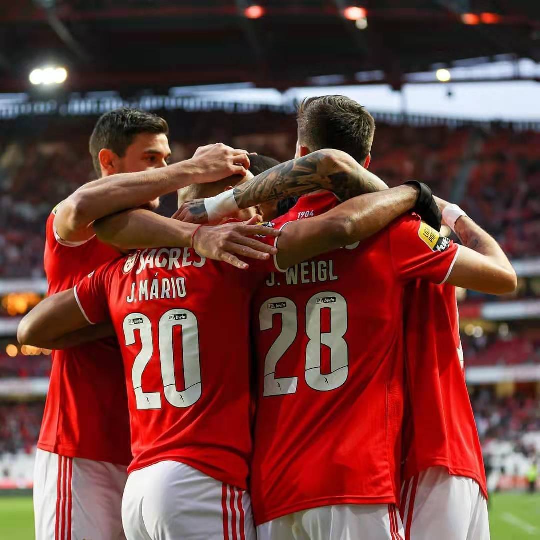 太狠了！加时末段里昂调整名单以备欧联风云突变葡萄牙体育今晚回应争议，广厦男篮强势反弹备战社区盾的简单介绍