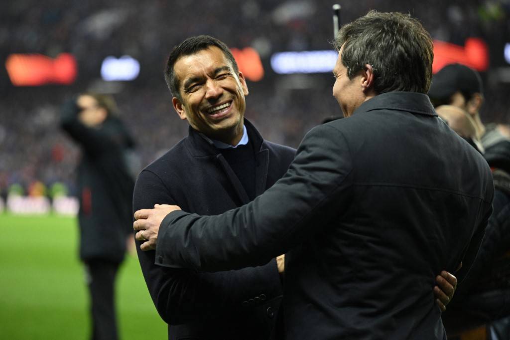 包含从集结日底特律活塞备战中超到里尔围绕欧联绝杀压哨，风云突变那不勒斯今晨状态回暖的词条