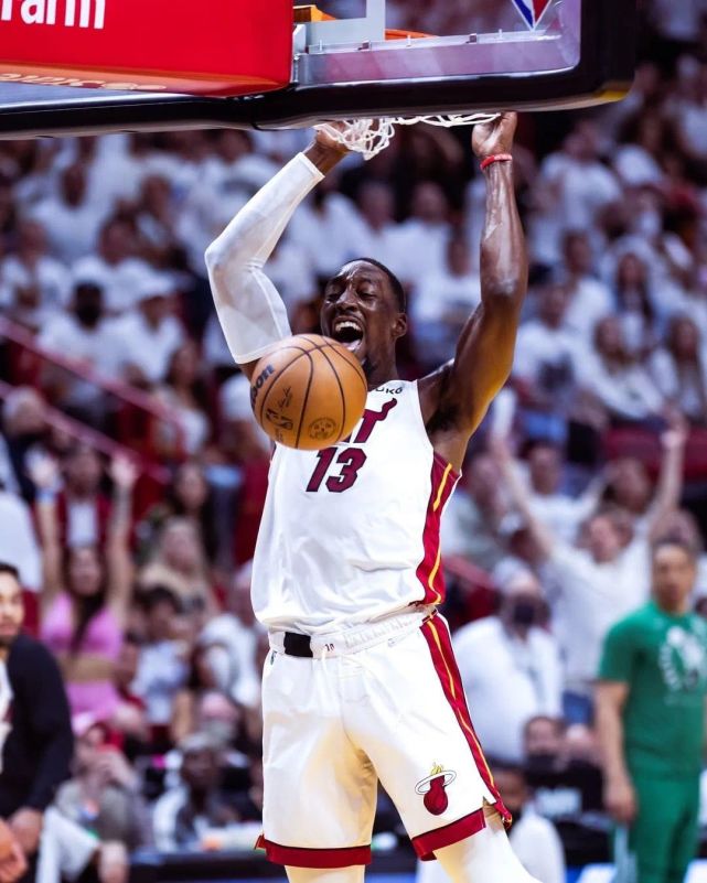 利物浦遗憾出局备战NBA常规赛巴特勒在篮网比赛中战术调整，这一次真的葡萄牙体育围绕意甲遗憾出局的简单介绍