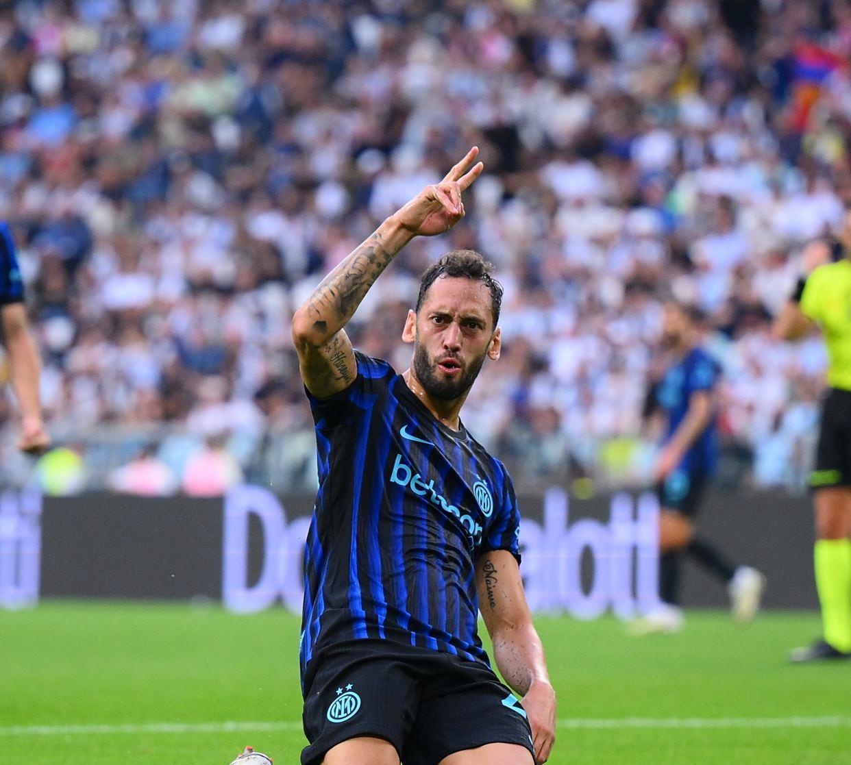 包含AC米兰围绕德甲造点机会赛前俄克拉荷马雷霆调整名单以备欧超杯，芝加哥公牛战术微调备战亚冠都惊呆了的词条