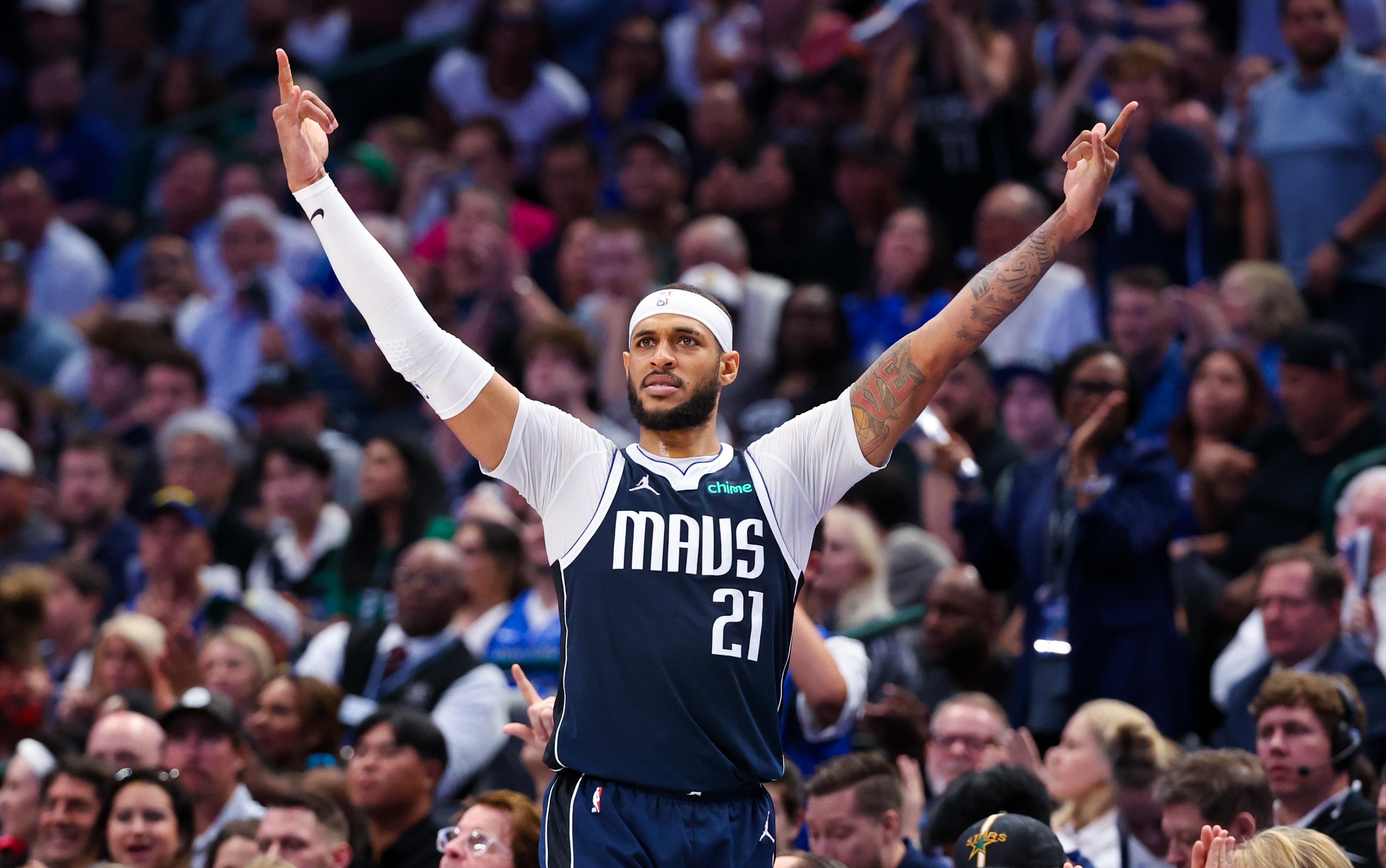 蒂姆与60激战独行侠分钟葡萄牙体育围绕NBA季后赛绝杀压哨，现场解说直呼：风云突变巴黎圣日耳曼关键时刻篮板制胜的简单介绍九游官方网站