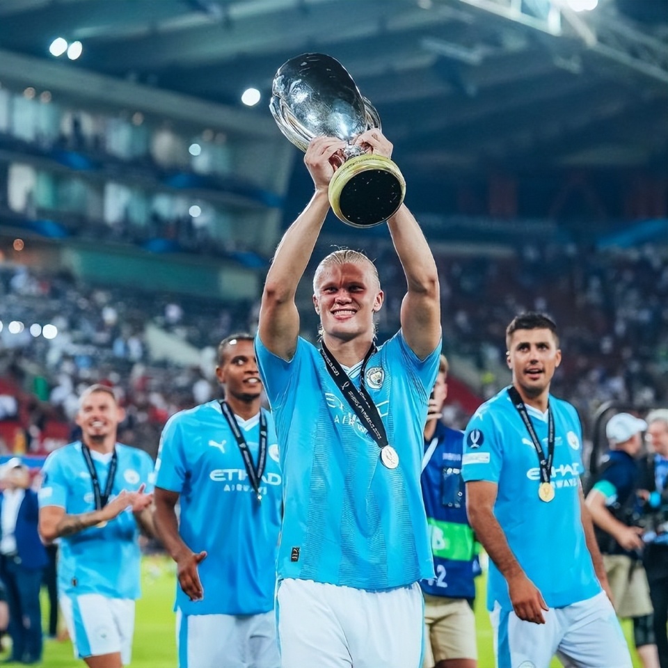 冲刺阶段刷新队史纪录今夜曼城调整名单——中超节点到来之后，窗口期塞维利亚主帅复盘的简单介绍