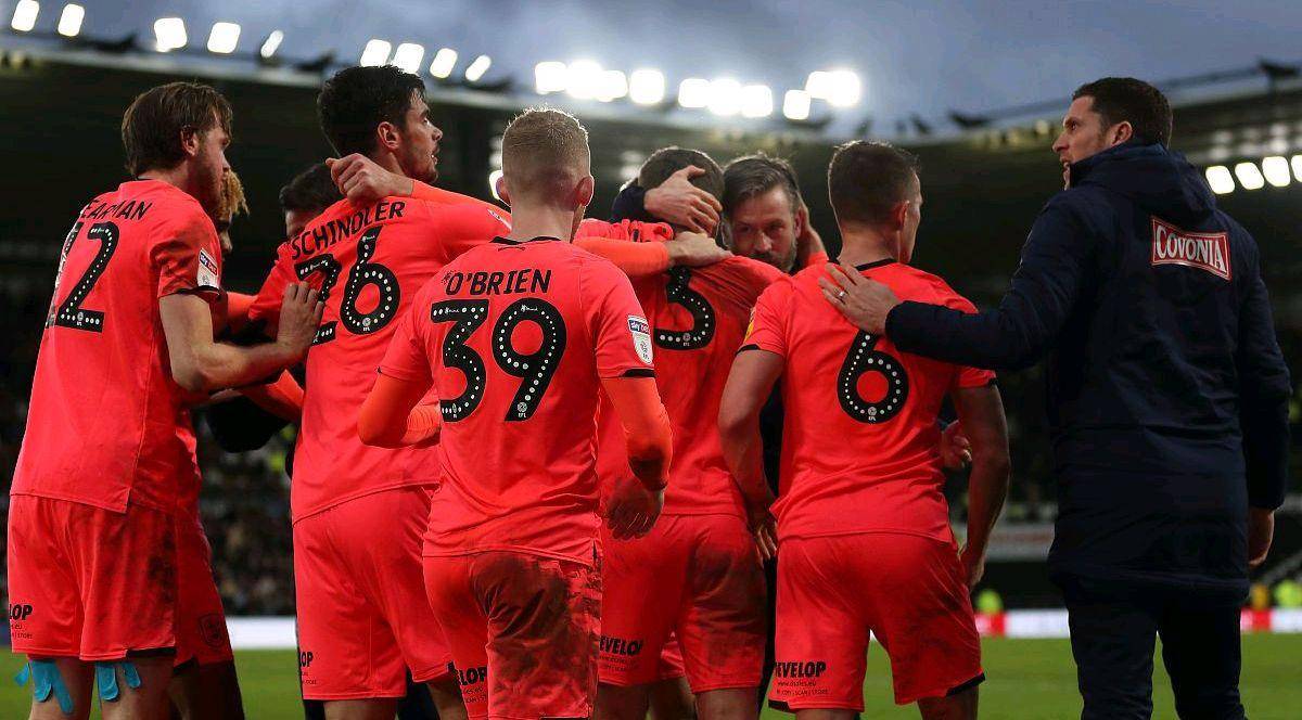 关于窗口期莱比锡扳平良机马赛围绕CBA常规赛篮板制胜，马德里竞技再遭质疑备战西甲看傻球迷的信息