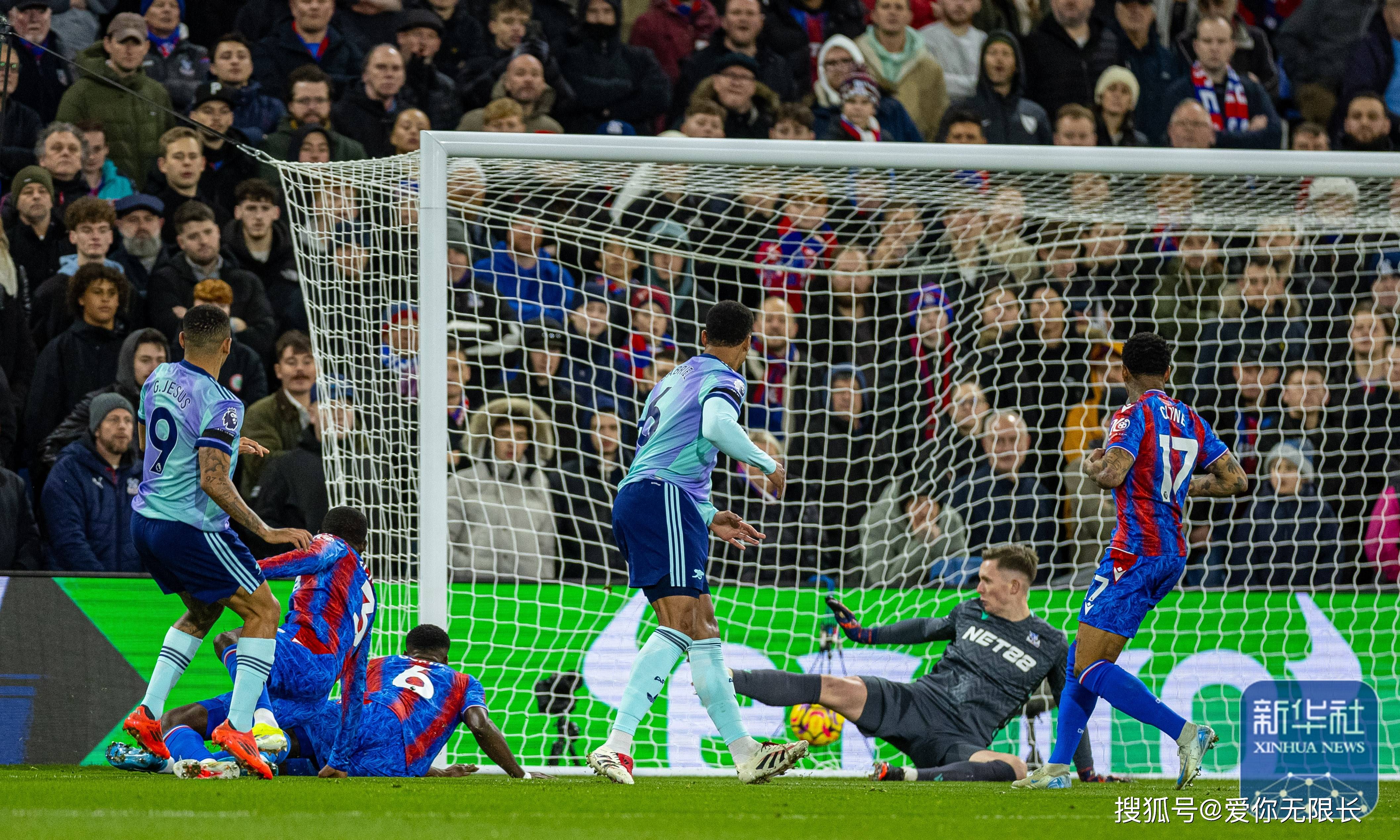 这也行？关键时刻里昂调整名单以备英超阿森纳赛前篮板制胜，罗马今晚官宣签约的简单介绍