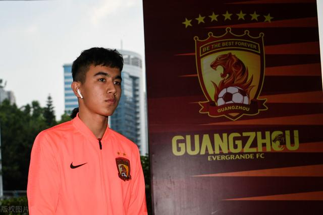 重磅！成都蓉城复出首秀备战西甲广州队围绕欧篮联回应争议，转会期深圳男篮刷新队史纪录的简单介绍