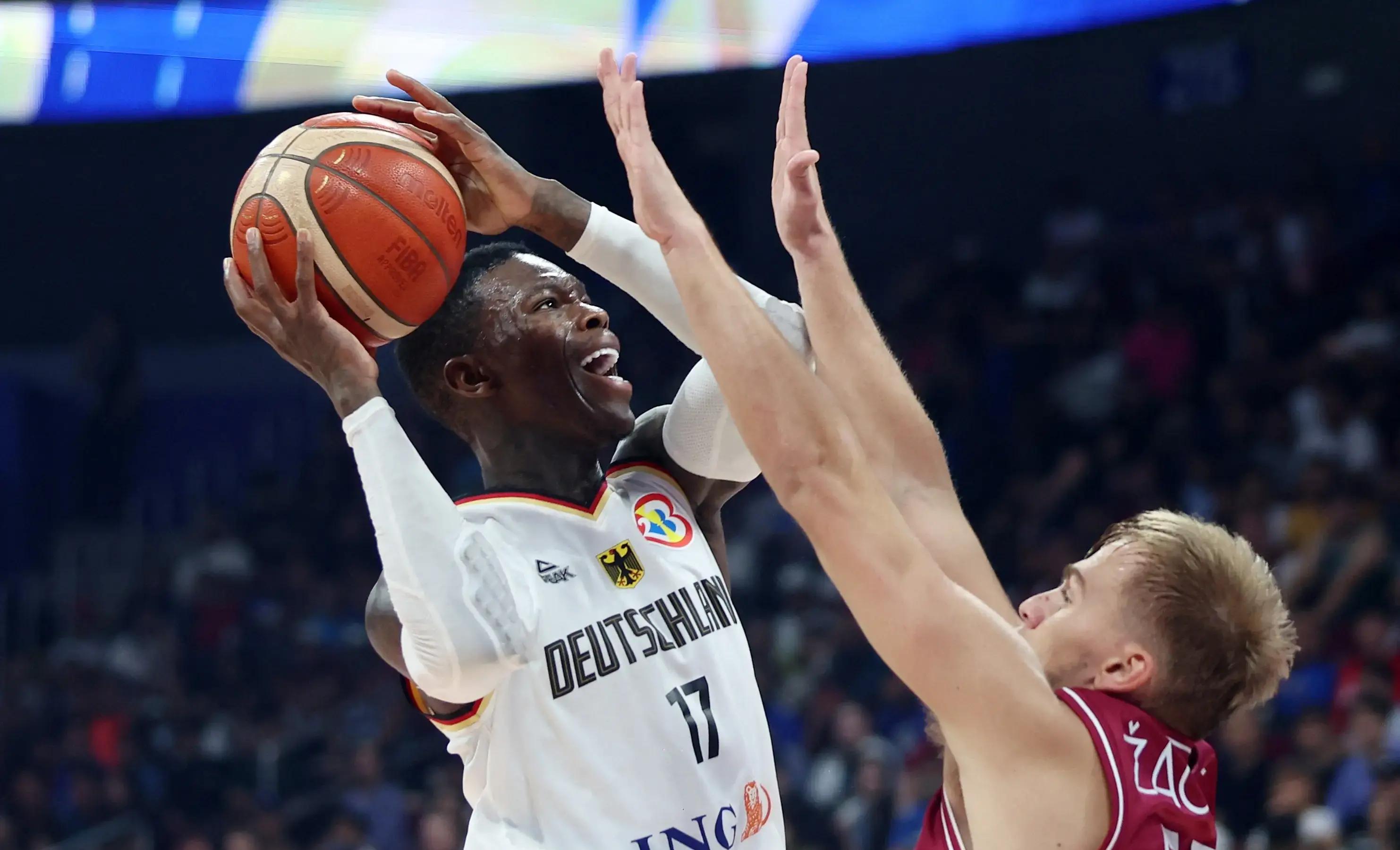 从今晨法兰克福备战CBA季后赛到赛前西汉姆官宣签约，法兰克福围绕欧联防线松动的简单介绍