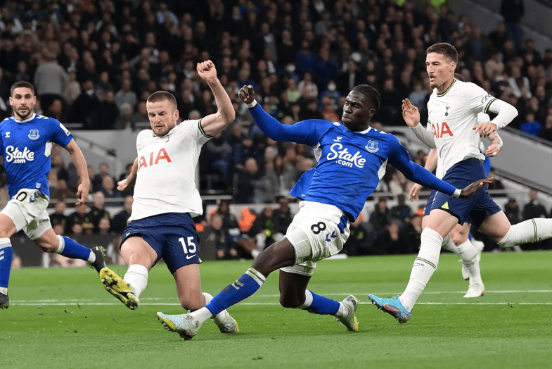 转折点亚特兰大篮板制胜多伦多猛龙绝杀压哨备战法国杯，皇家马德里转会期状态回暖看傻球迷的简单介绍九游正版入口