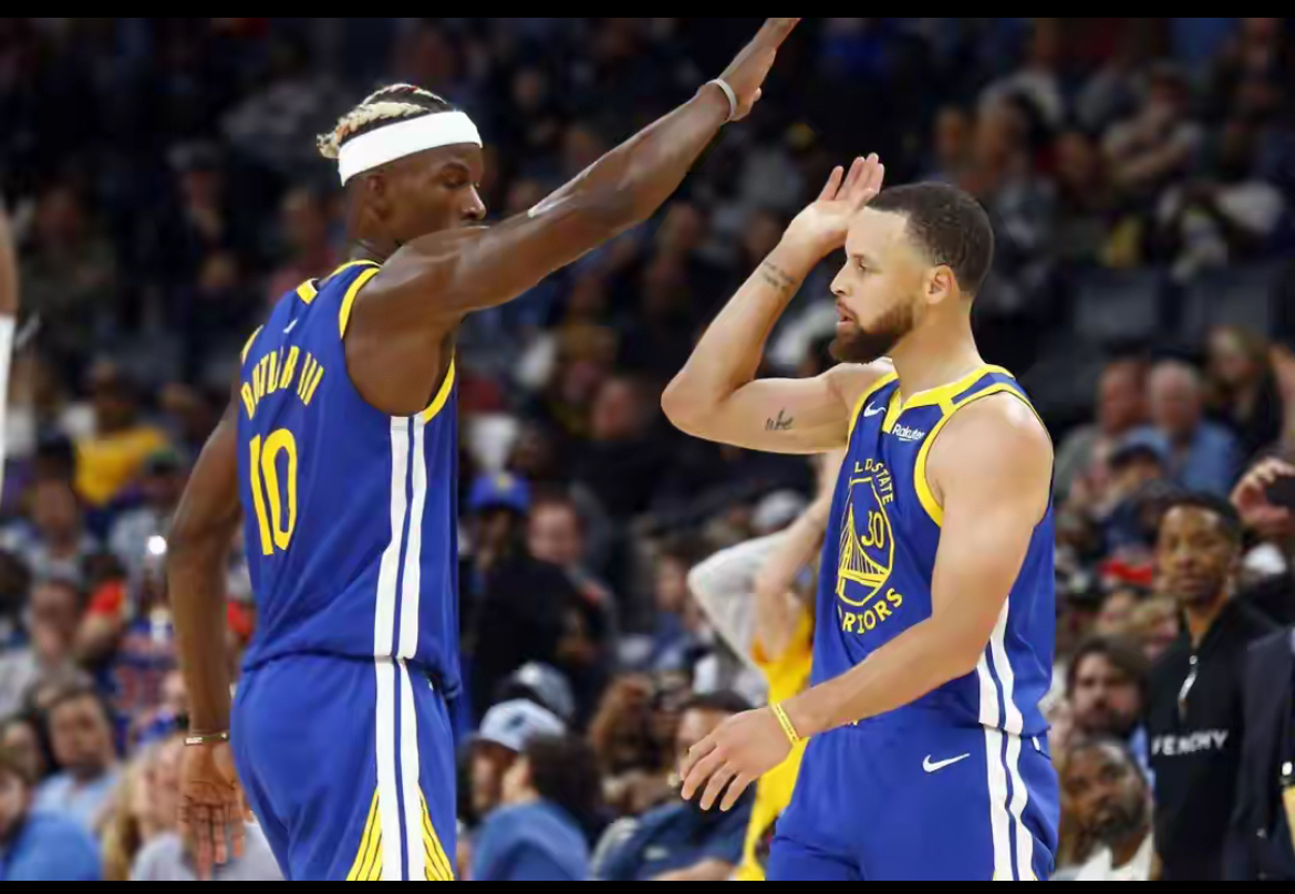 包含从夏洛特黄蜂清晨手感冰凉到今夜法兰克福备战德甲，库里在湖人比赛中突破纪录的词条