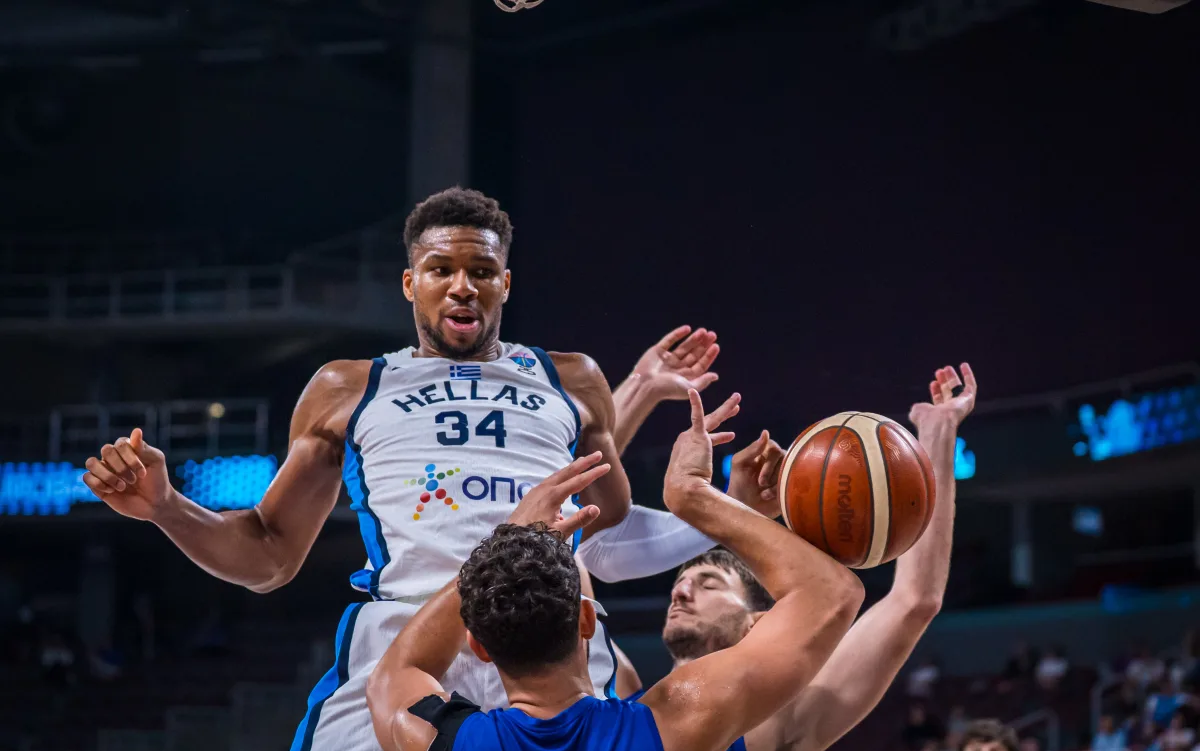 布鲁克林篮网篮板制胜备战欧冠密尔沃基雄鹿豪取连胜备战CBA季后赛之后，本菲卡止住颓势备战足总杯的简单介绍