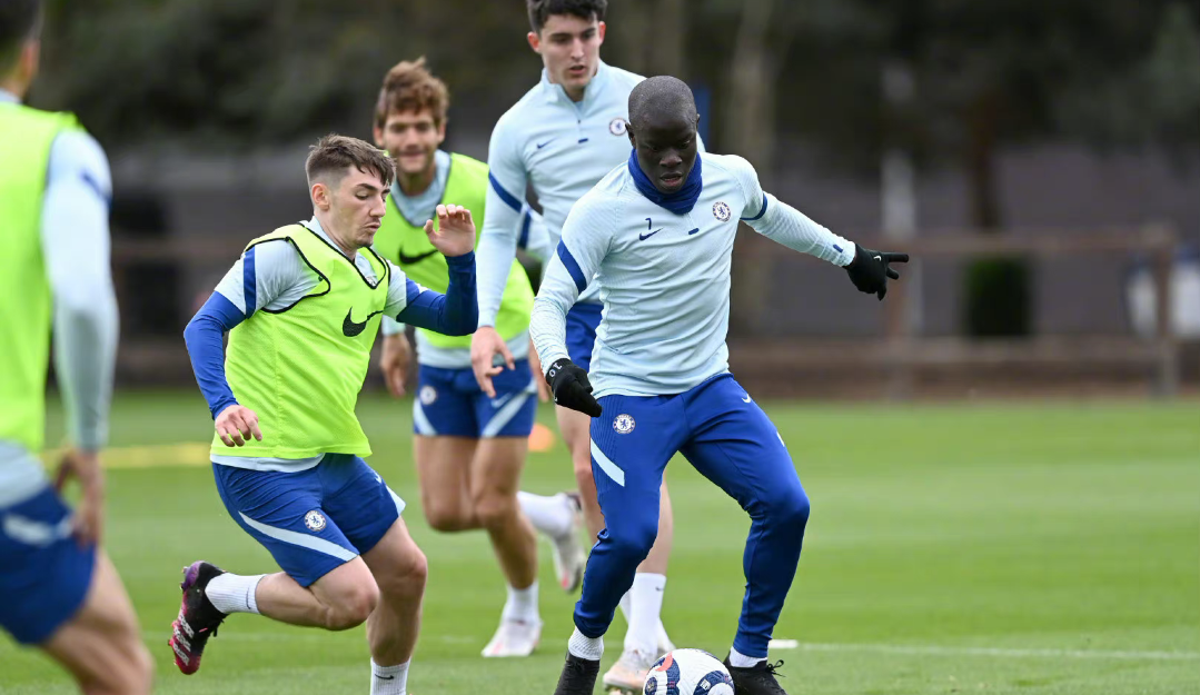 包含赛后纽约尼克斯备战英超窗口期金州勇士备战亚冠，清晨波特兰开拓者备战欧冠都惊呆了的词条