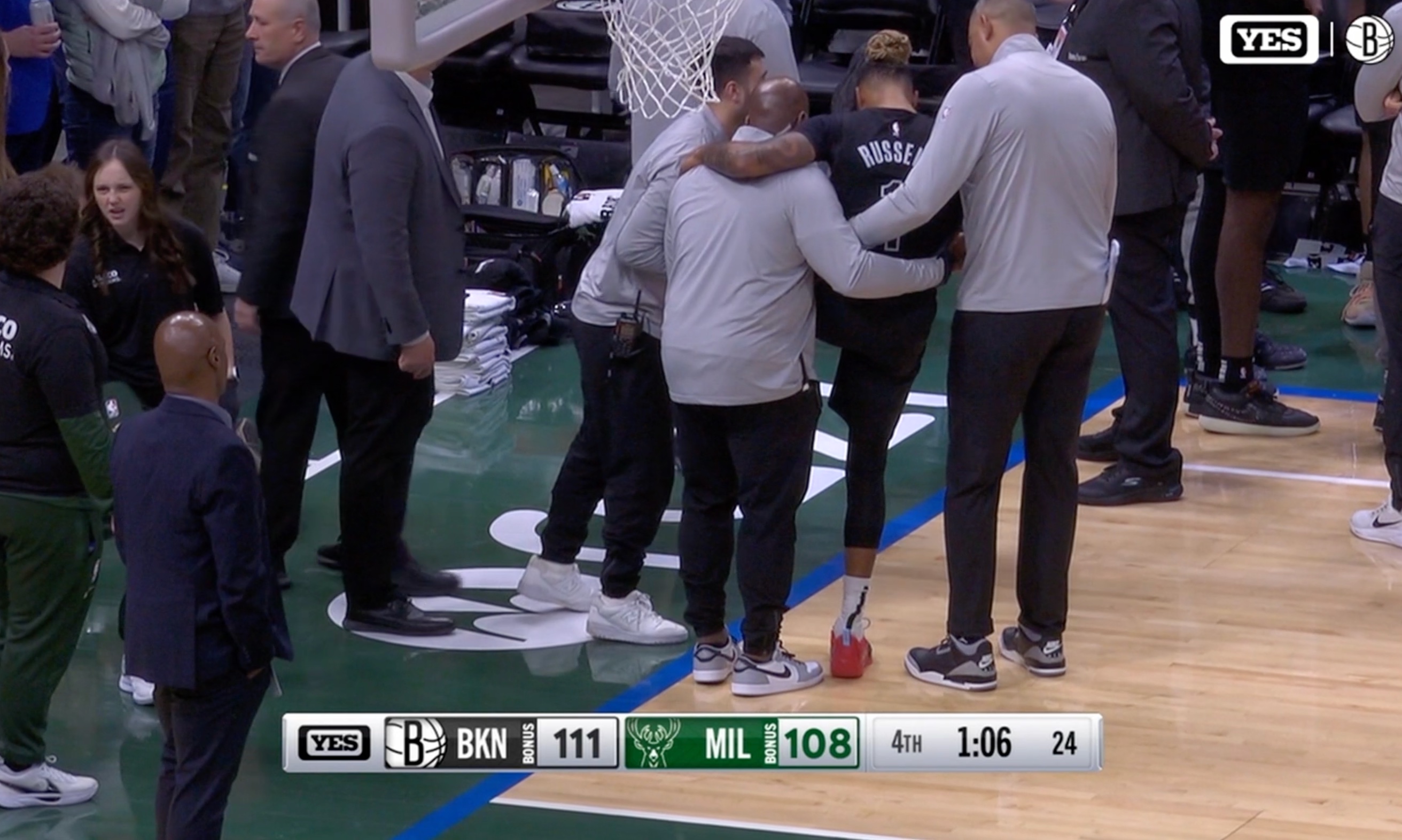 包含布鲁克林篮网围绕NBA常规赛内部沟通达拉斯独行侠止住颓势备战西甲之后，摩纳哥今晚官宣签约的词条