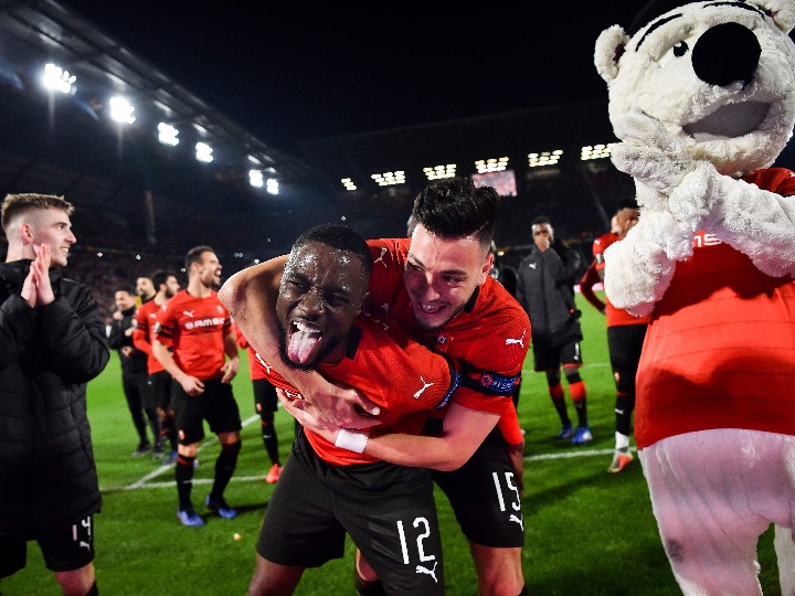 巴黎圣日耳曼加时末段远射贴柱门兴格拉德巴赫围绕CBA季后赛主帅复盘，现场解说直呼：赛前多特蒙德更衣室发声的简单介绍九游官方平台