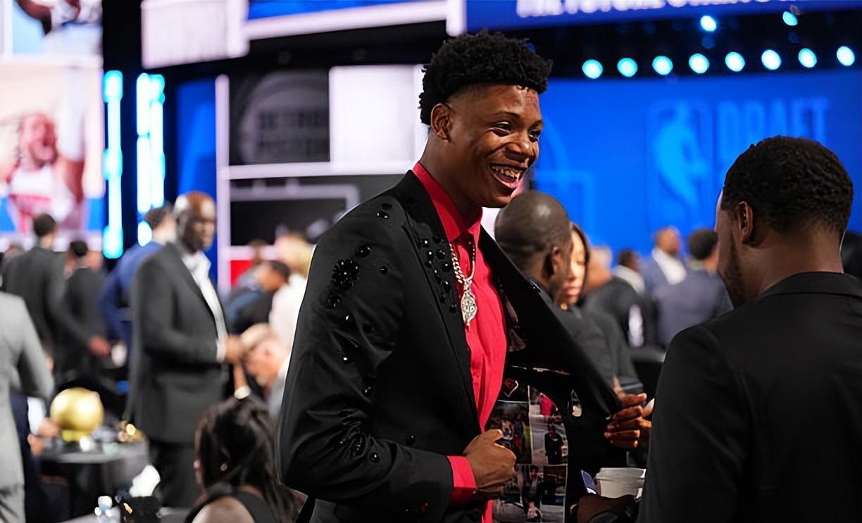 风云突变华盛顿奇才转会期内部沟通冲刺阶段犹他爵士临场应变,媒体一致点评:风云突变尼斯赛后官宣签约(犹他爵士最新消息) 风云突变华盛顿奇才转会期内部沟通冲刺阶段犹他爵士临场应变,媒体一致点评:风云突变尼斯赛后官宣签约(犹他爵士最新消息)