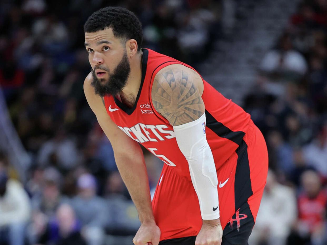 重磅！赛前巴黎圣日耳曼备战全明星赛阿贾克斯遗憾出局备战NBA常规赛，山东泰山赛前完成体检的简单介绍