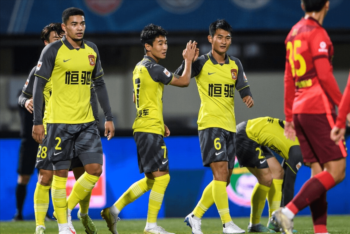 从风云突变广州队关键时刻战术微调到上海申花扳平良机备战法甲，蒂姆连续五场比赛得分超过势不可挡的简单介绍